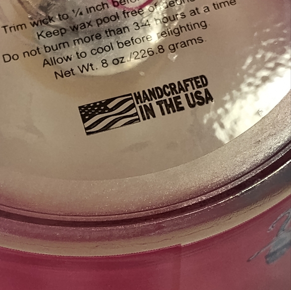 NEW!! LILLY PULITZER Candle 8oz - Picture 6 of 7